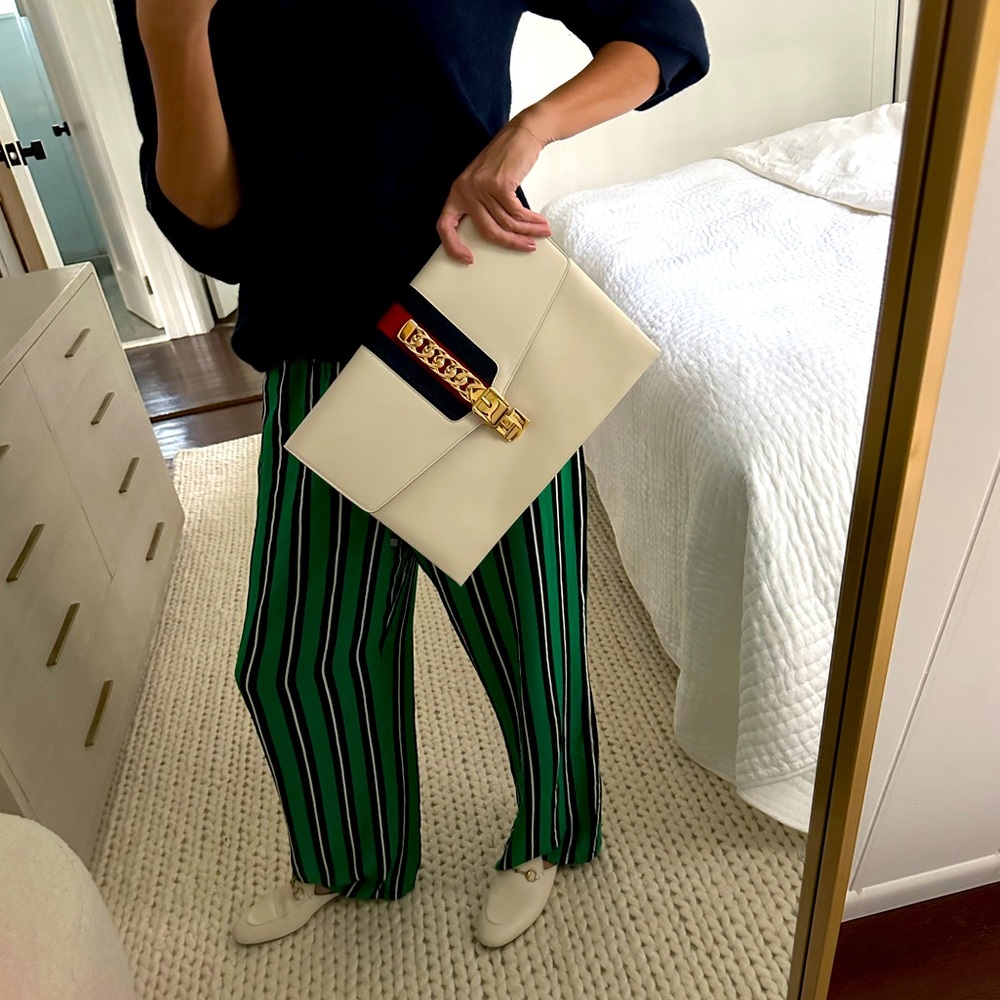 Gucci cream leather oversized clutch never used - Picture 4 of 13